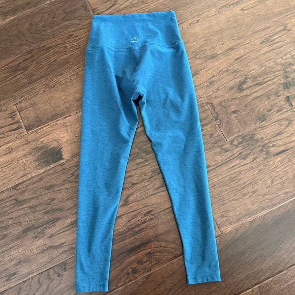 Beyond Yoga Spacedye Caught In The Midi High Waisted Legging SET in Teal, Small - Picture 3 of 10